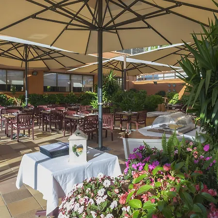 Rosamar & 4*s Lloret de Mar